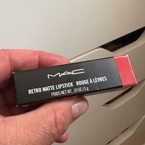 MAC Retro Matte Lipstick In 703 RUNWAY HIT Brand New Never Used.